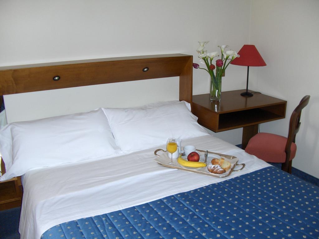 Cravero Rooms Caltignaga Ruang foto