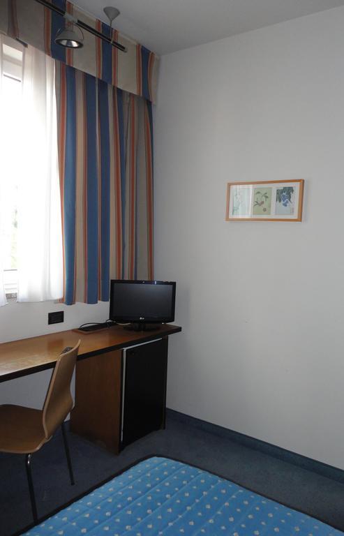 Cravero Rooms Caltignaga Ruang foto