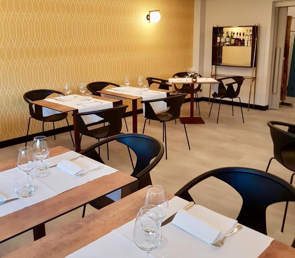 Cravero Rooms Caltignaga Bagian luar foto